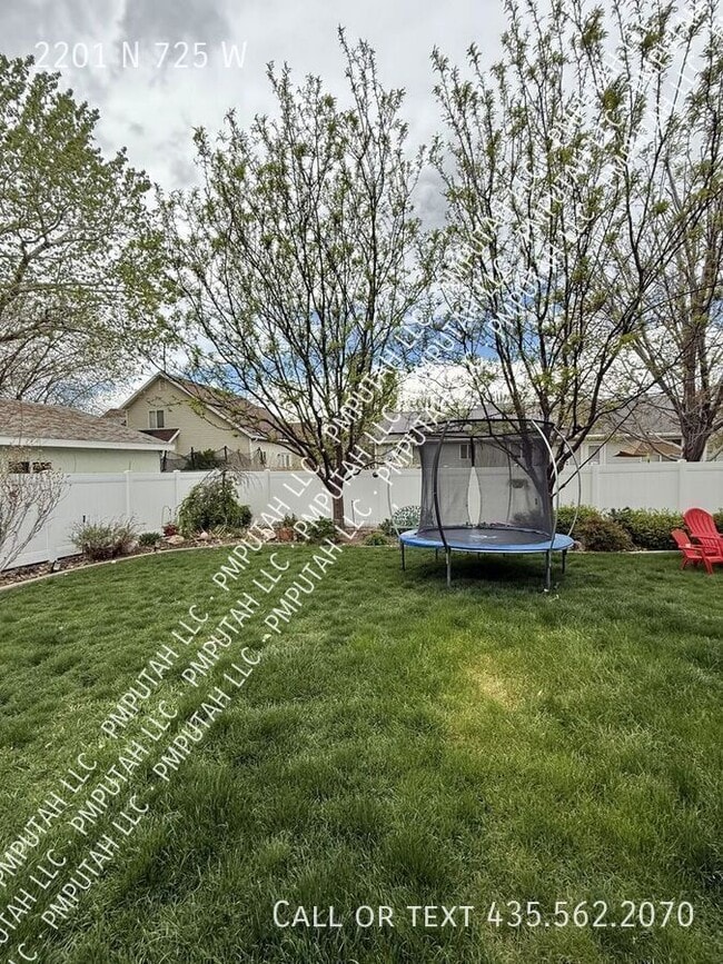 Building Photo - 2201 N 725 W