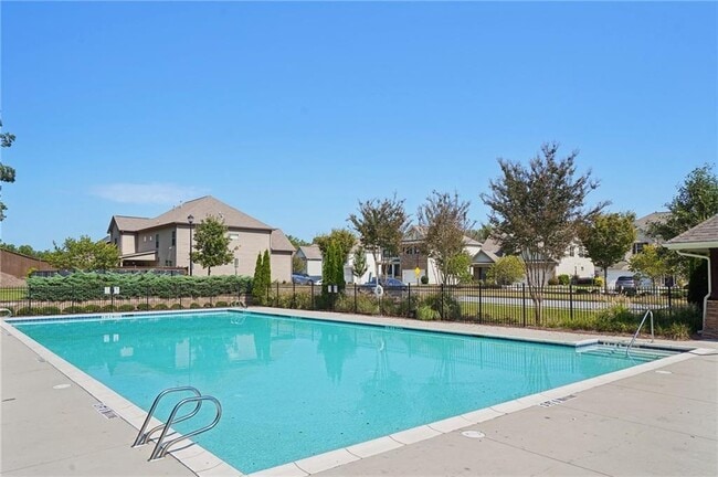 Building Photo - 2424 Pinnae Pl