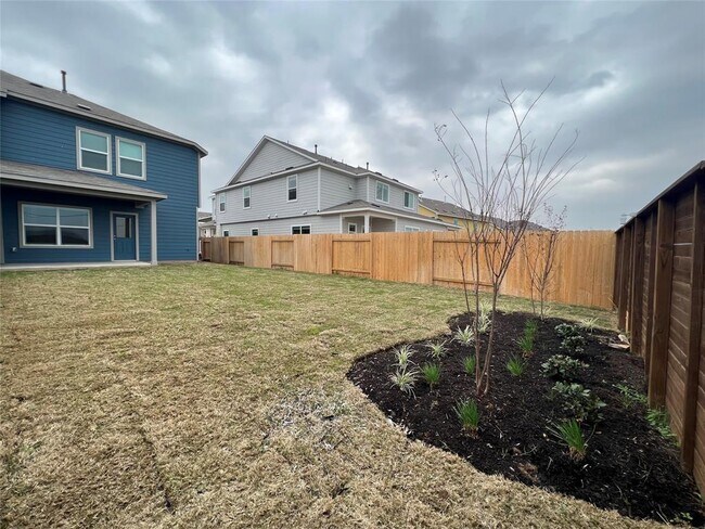 Building Photo - 7237 Spotted Leaf Wy