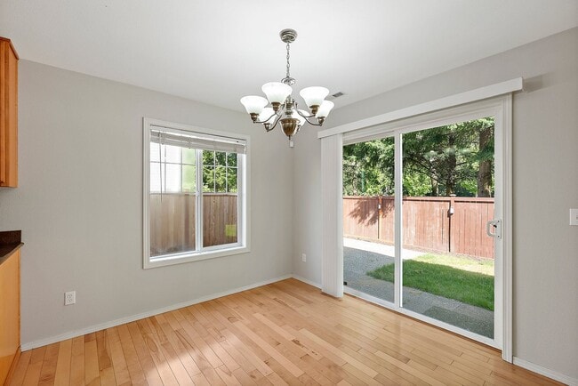Building Photo - Charming 3-Bed Craftsman in DuPont | Trail...