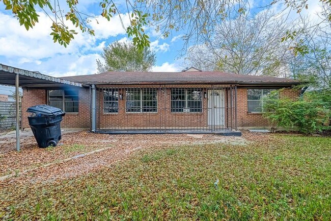 Primary Photo - 4113 Dawson Ln