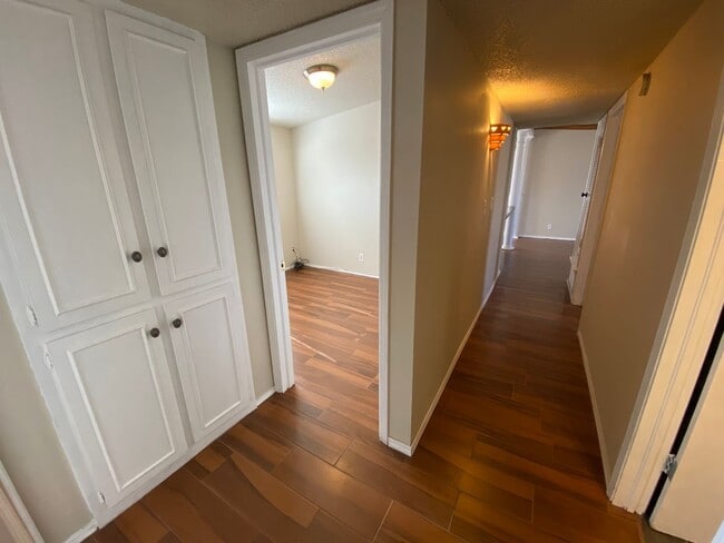 Building Photo - West El Paso 4 bed refrig A/C Home