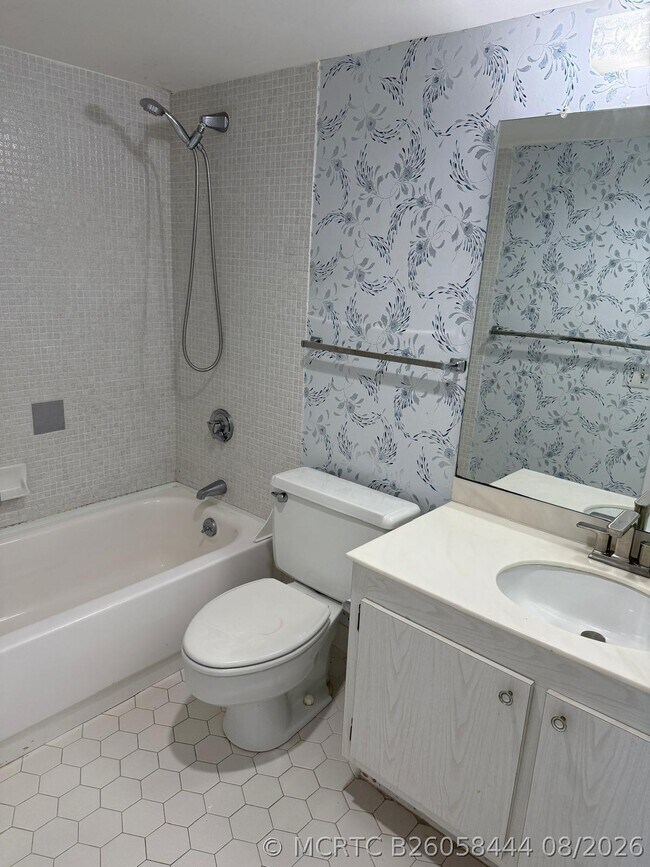 Building Photo - 4465 Luxemburg Ct