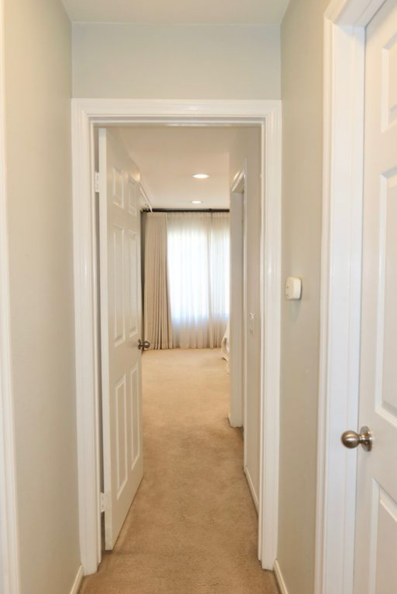 Building Photo - 919 Via Colinas