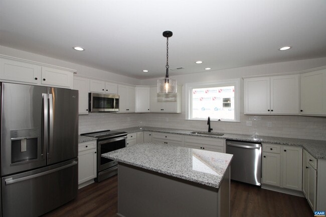 Building Photo - 169 Langley Dr