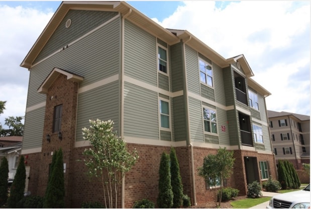 Building Photo - Haven on Hackberry II