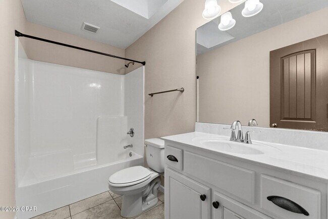 Building Photo - 3709 Tiki Dr