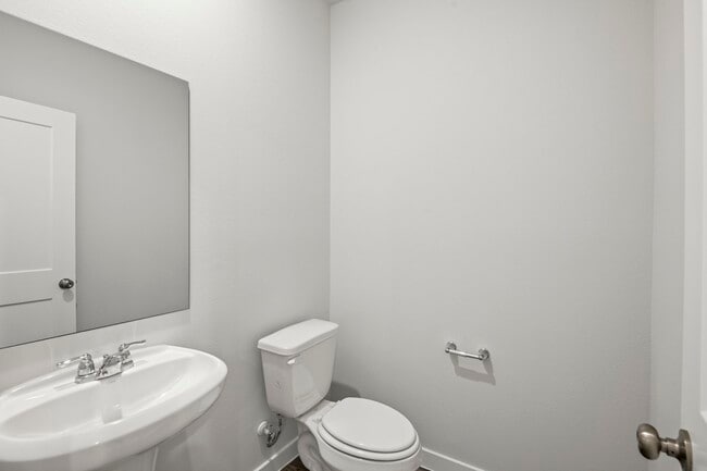 Building Photo - 160 Valiant Ridge Trail