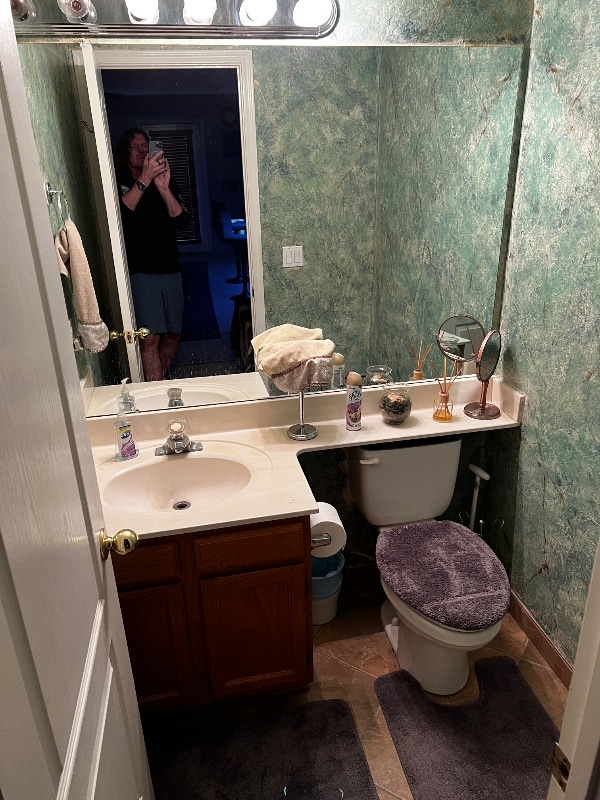 Building Photo - 4201 E Raven Rd