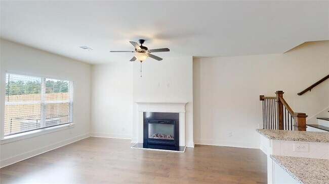 Building Photo - 5873 Greystone Dr