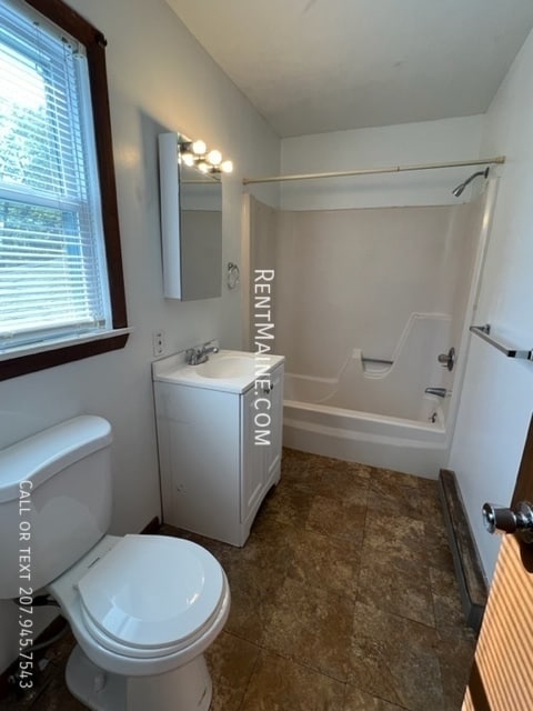 Building Photo - 14 Rancourt Ave