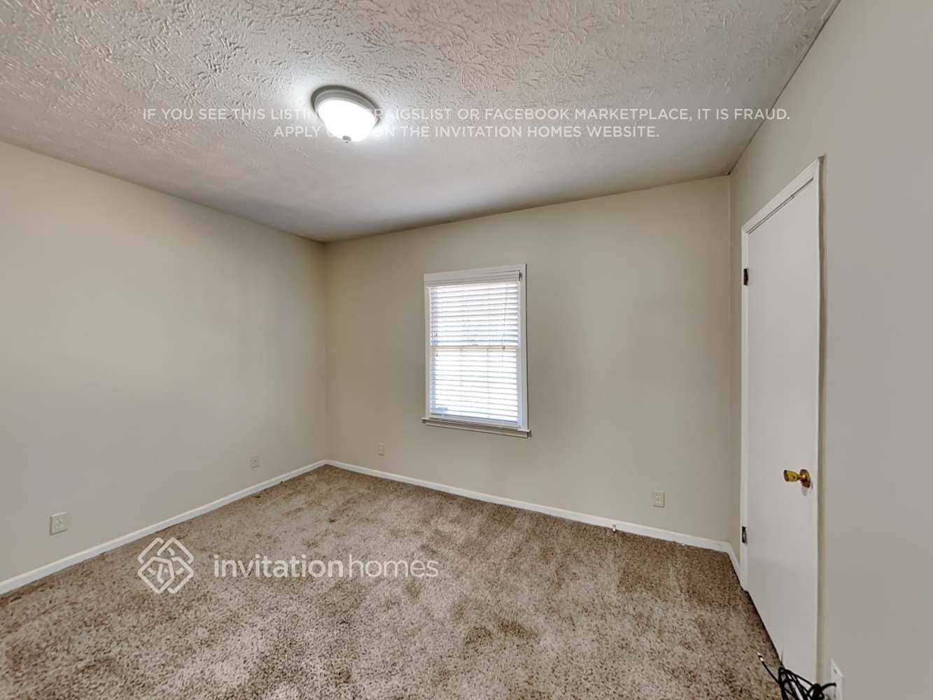 Building Photo - 5491 Four Winds Dr SW