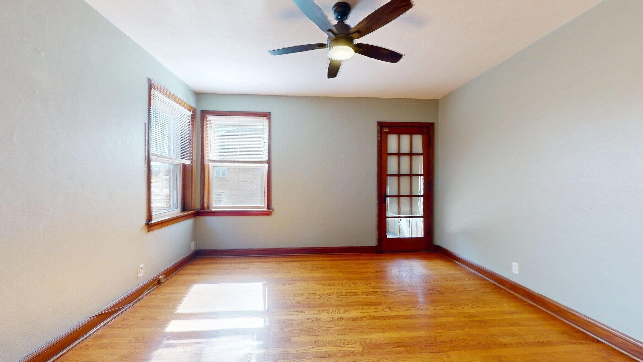 Building Photo - 5816 Mardel Ave