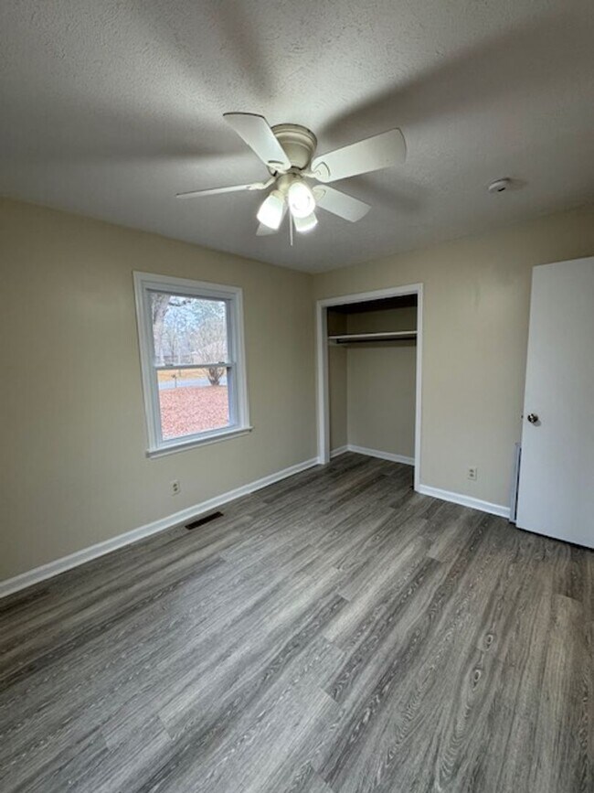 Building Photo - 1506 Scotty Dr