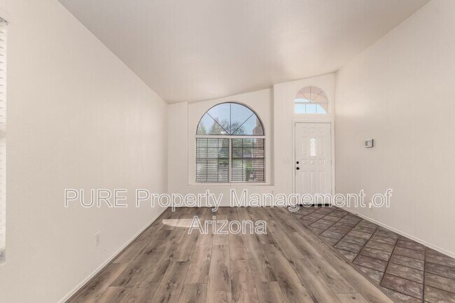 Building Photo - 12406 W Roanoke Ave