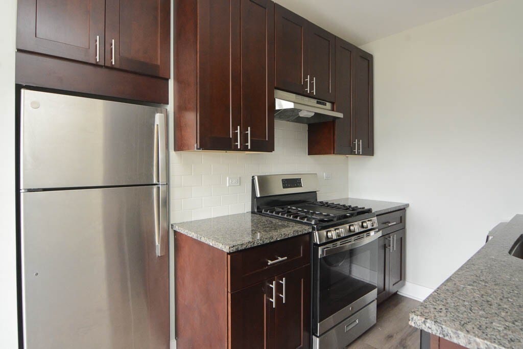 Building Photo - 729 Saint Johns Ave