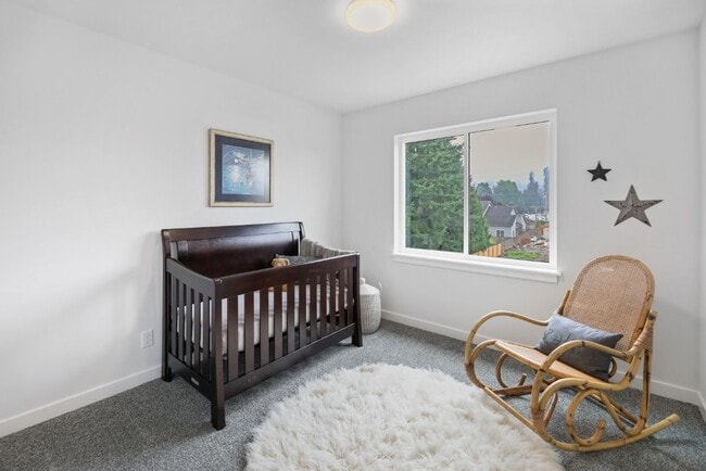 Building Photo - 3Bd/2.5Bd Monroe Townhome