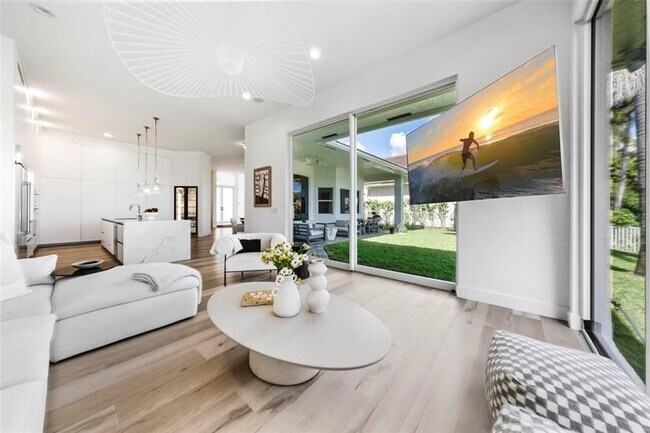 Building Photo - 11064 Canary Island Ct