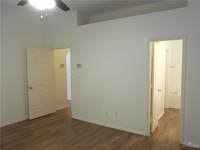 Building Photo - 2306 E 23rd St