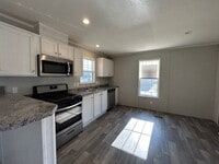 Building Photo - 39500 Warren Rd