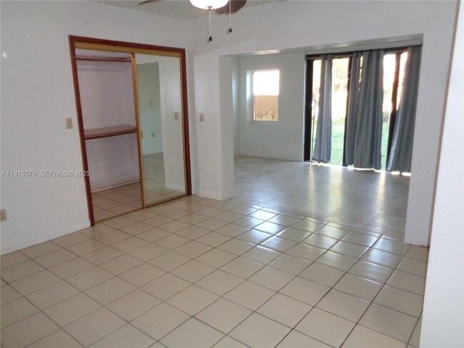 Building Photo - 32970 SW 210th Ave