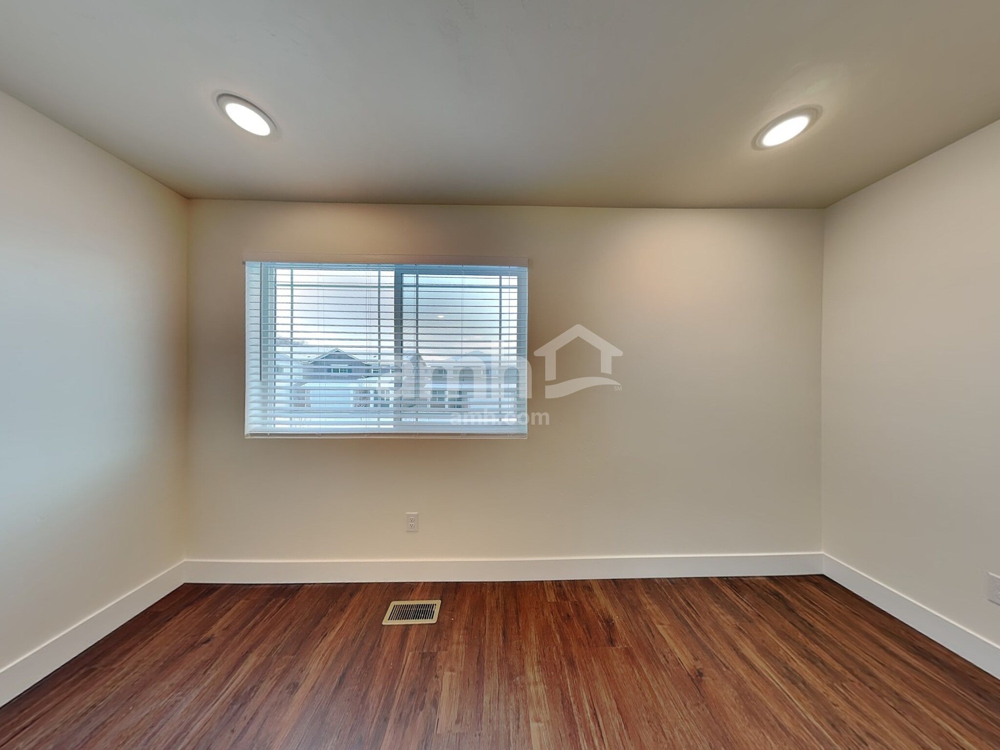 Building Photo - 11468 W Mesquite St