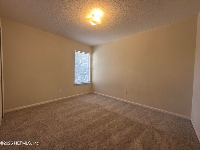 Building Photo - 1324 Wekiva Way