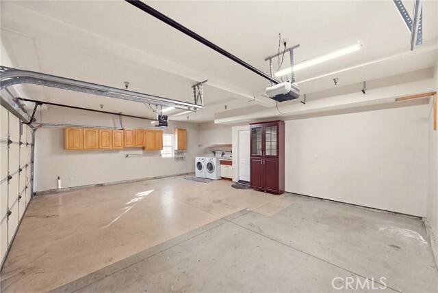 Building Photo - 12410 Klingerman St