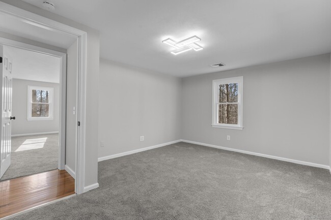 Building Photo - 40 Harkness Dr