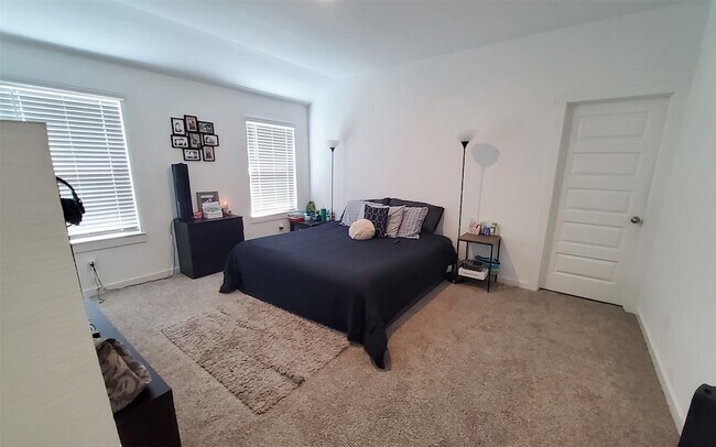 Building Photo - 31739 Margaret Woods Ln