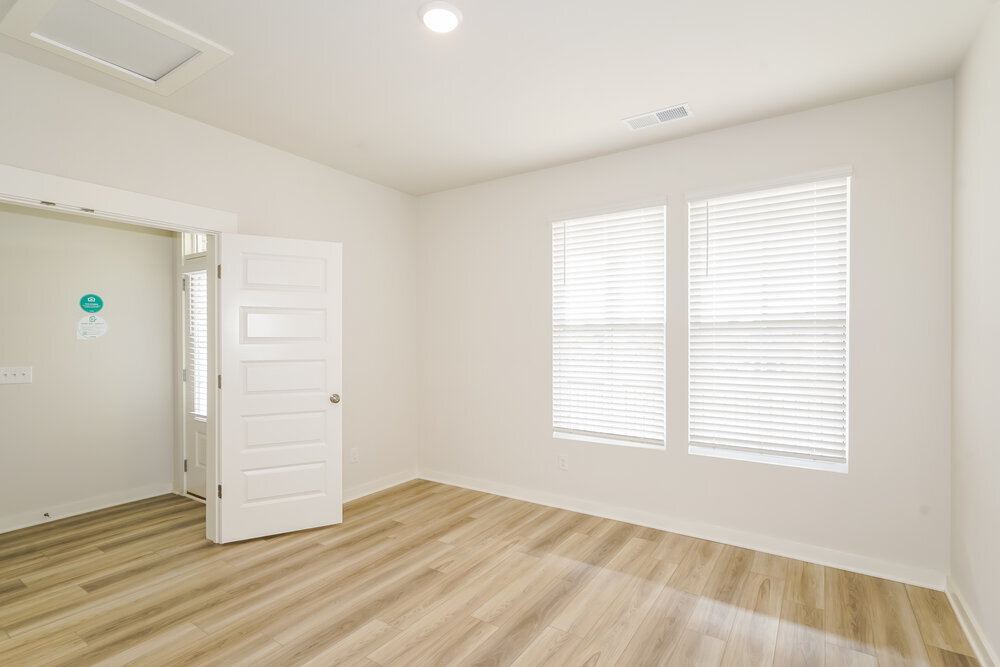 Building Photo - 599 Snapdragon Ln