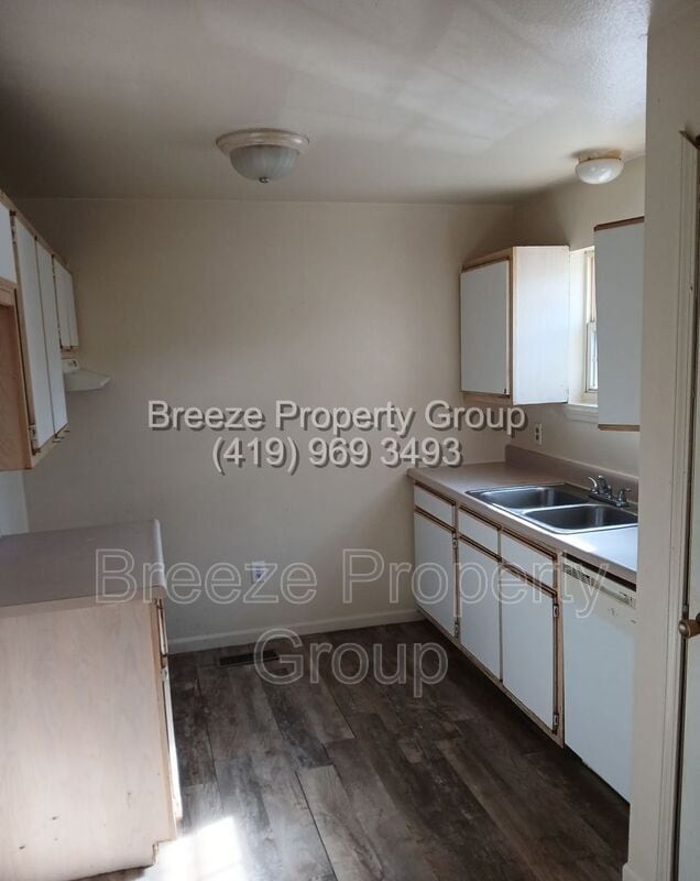 Building Photo - 538 Nova St