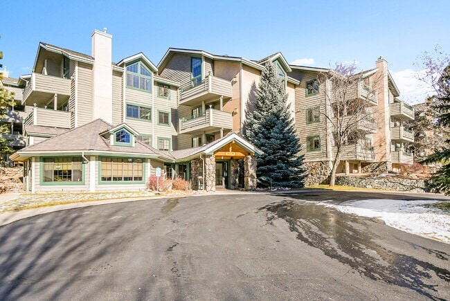 Building Photo - 31719 Rocky Village Dr