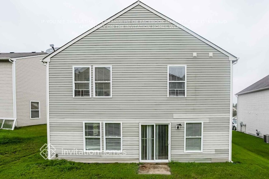 Building Photo - 952 Littleton Dr