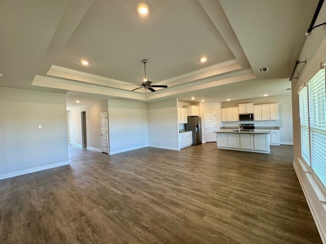 Building Photo - 145 Sandyshore Ct