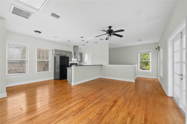 Building Photo - 5214 SW 91st Way