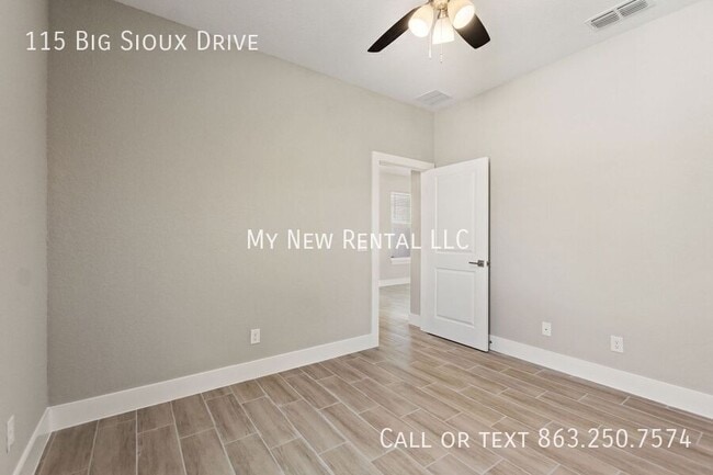 Building Photo - 115 Big Sioux Dr