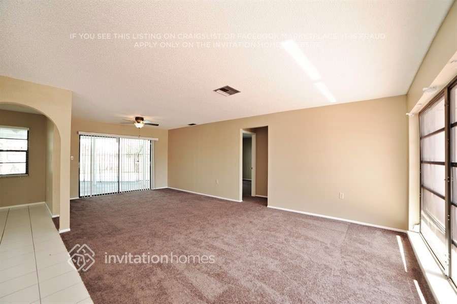 Building Photo - 7023 Bramblewood Dr