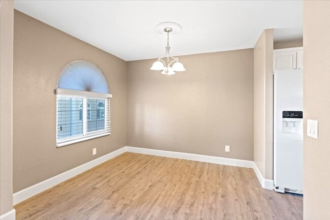 Building Photo - Status: Accepting applications