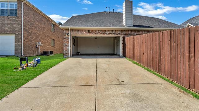 Building Photo - 11546 La Grange Dr