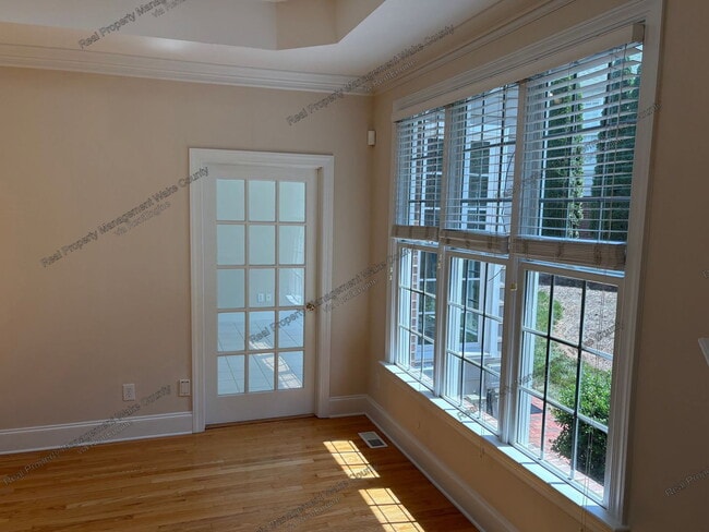 Building Photo - 3605 Baron Monck Pass