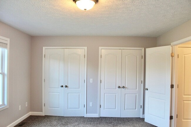 Building Photo - 162 Cedar Point Ln