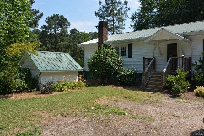 Building Photo - 643 Mt Pisgah Church Rd