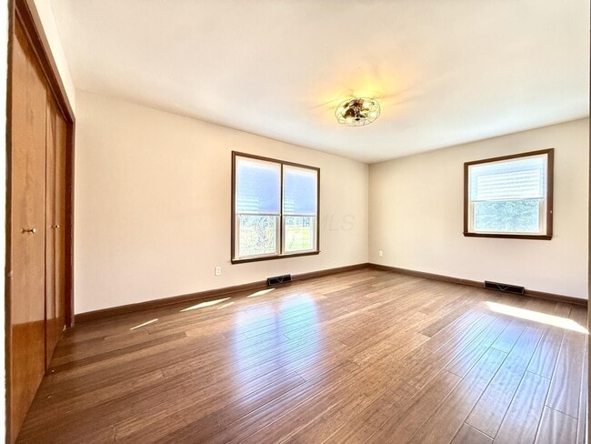 Building Photo - 10695 Lockbourne Eastern Rd