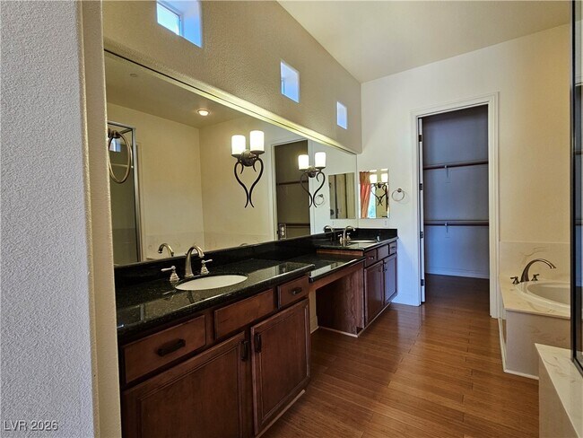 Building Photo - 1155 Casa Palermo Cir