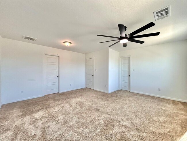 Building Photo - 202 Pebblestream Pass