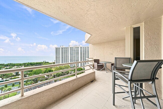 Building Photo - 4101 N Ocean Blvd