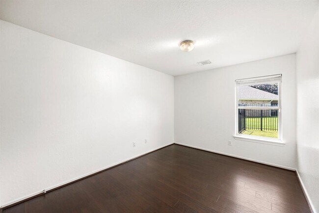 Building Photo - 26151 Travis Brook Dr