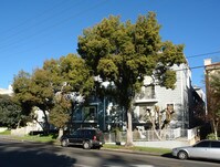 Building Photo - 10845 Camarillo St