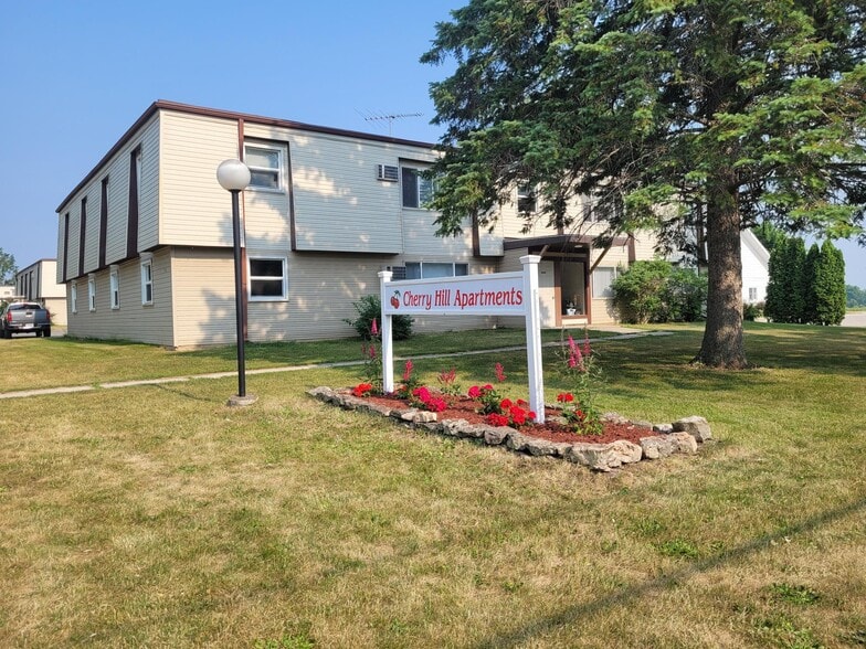 Building Photo - Cherry Hill Apartments